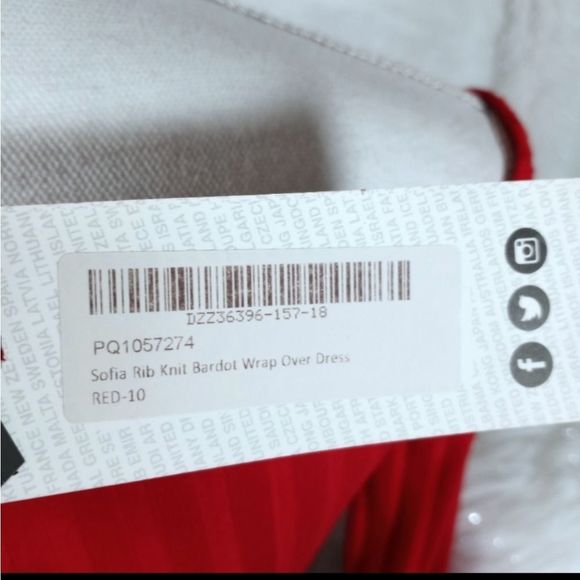 BOOHOO RED RIBBED OFF-THE-SHOULDER BODYCON DRESS - Picture 10 of 13